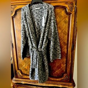 NWT VINCE Knit Sweater Coat in Black and Gray Sz L